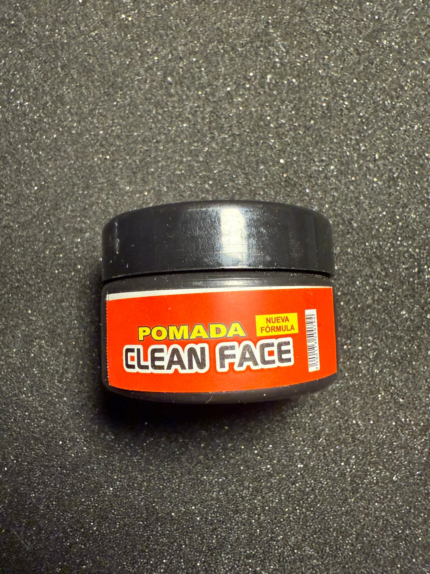 UVL Lab Clean Face Pomada (1.3oz)